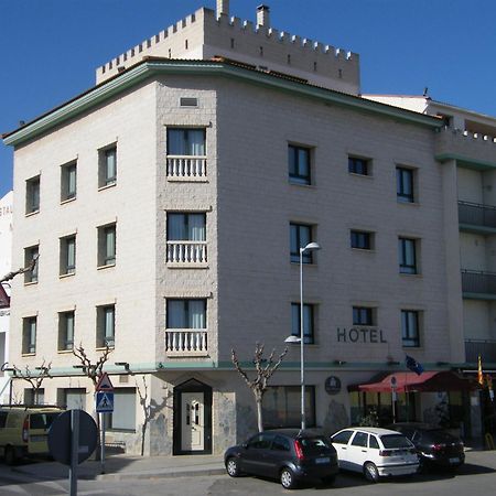 Hotel Magallon Каспе Екстериор снимка