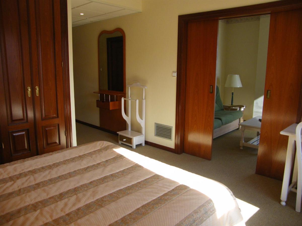 Hotel Magallon Каспе Стая снимка